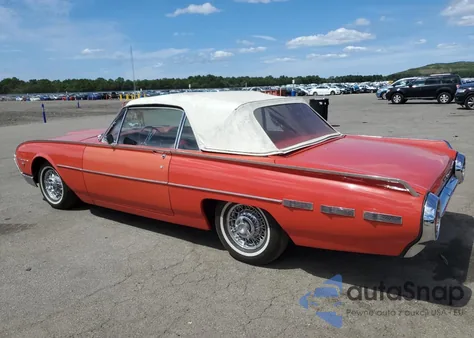 1962 Ford Thunderbir из США, поврежденный, VIN 2Y89Z151925